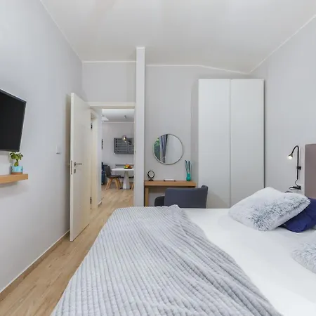 Rotonda By Villsy ヴィラ