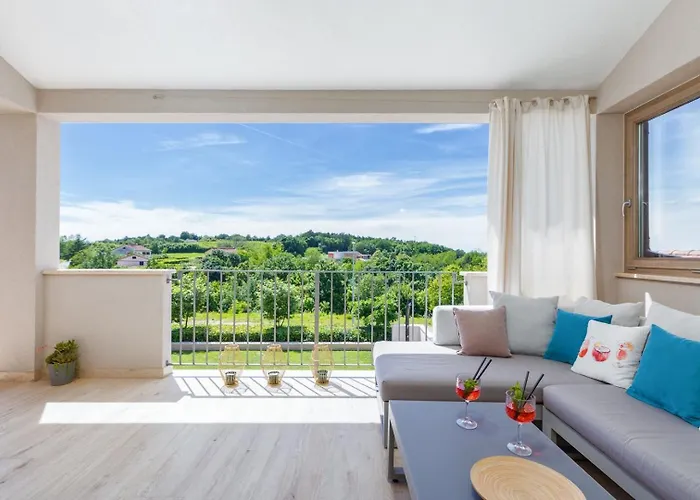 Rotonda By Villsy * Lindar