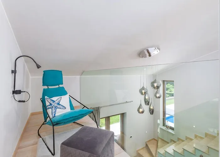 Rotonda By Villsy Villa *