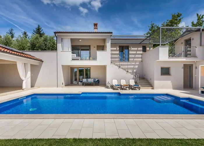 Villa Rotonda By Villsy