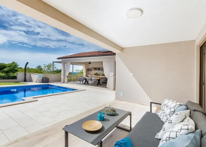 Villa Rotonda By Villsy