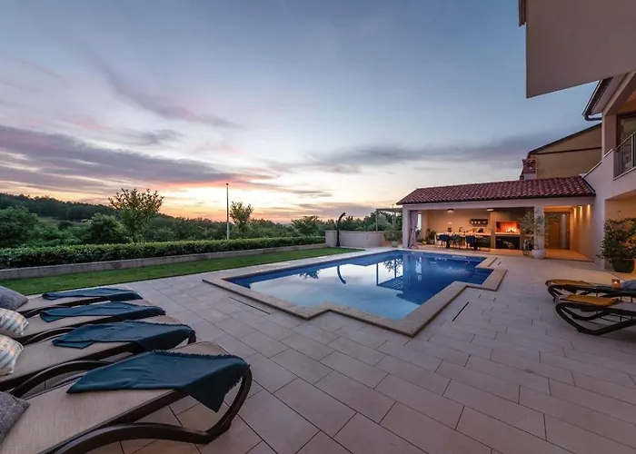 Villa Rotonda By Villsy Lindar